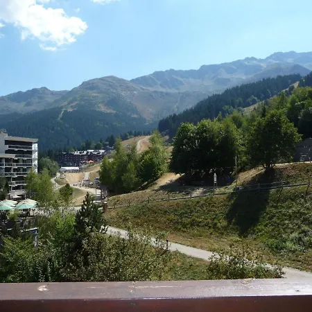 2 Pièces, Skis Aux Pieds, Proche Commerces Avec Balcon. Capacité 6 Pers, Animaux Non Admis - Fr-1-771-11 Appartement