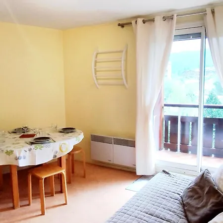 2 Pièces, Skis Aux Pieds, Proche Commerces Avec Balcon. Capacité 6 Pers, Animaux Non Admis - Fr-1-771-11 *