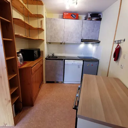 2 Pièces, Skis Aux Pieds, Proche Commerces Avec Balcon. Capacité 6 Pers, Animaux Non Admis - Fr-1-771-11 Appartement Les Adrets